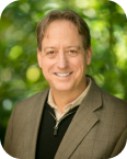 Headshot of Matt Kuchar Owner of Showami